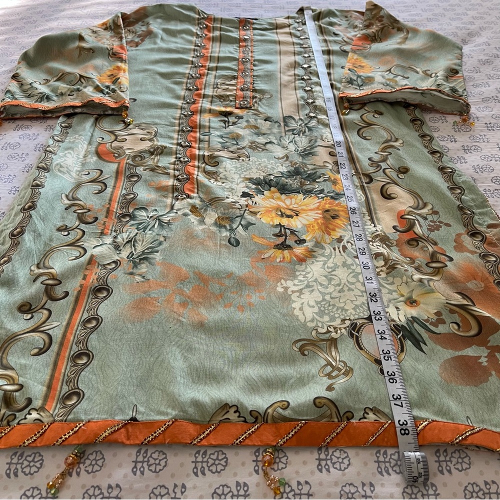 Salwar Kameez in Sage Green and Orange - Picture 12 of 12